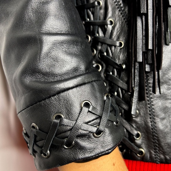 Black leather Just Cavalli Jacket Croped with fringe Size 38 - Picture 8 of 8